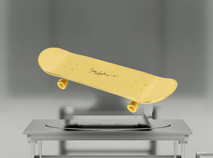 Azuki Golden Skateboard